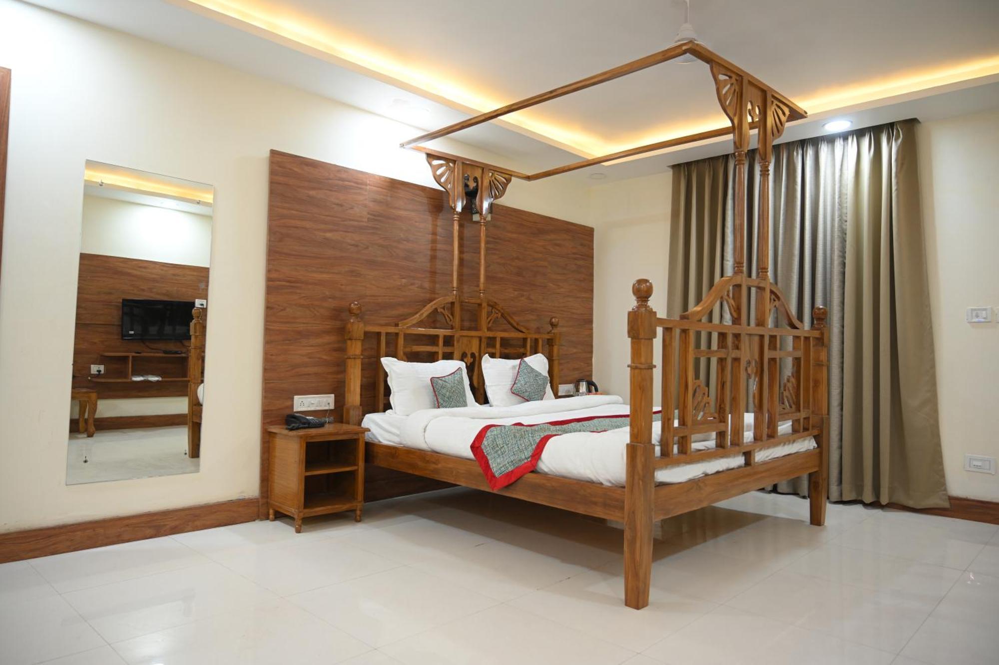 Orchha Club And Resort - Ocr מראה חיצוני תמונה
