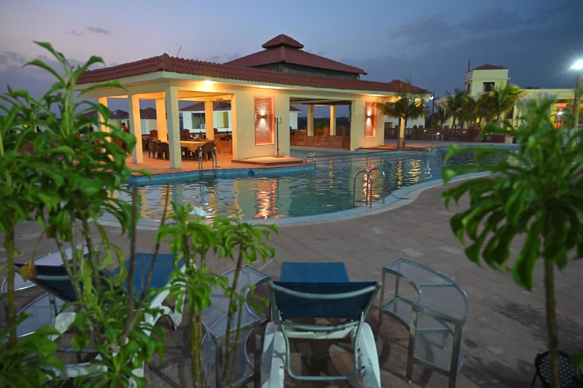 Orchha Club And Resort - Ocr מראה חיצוני תמונה