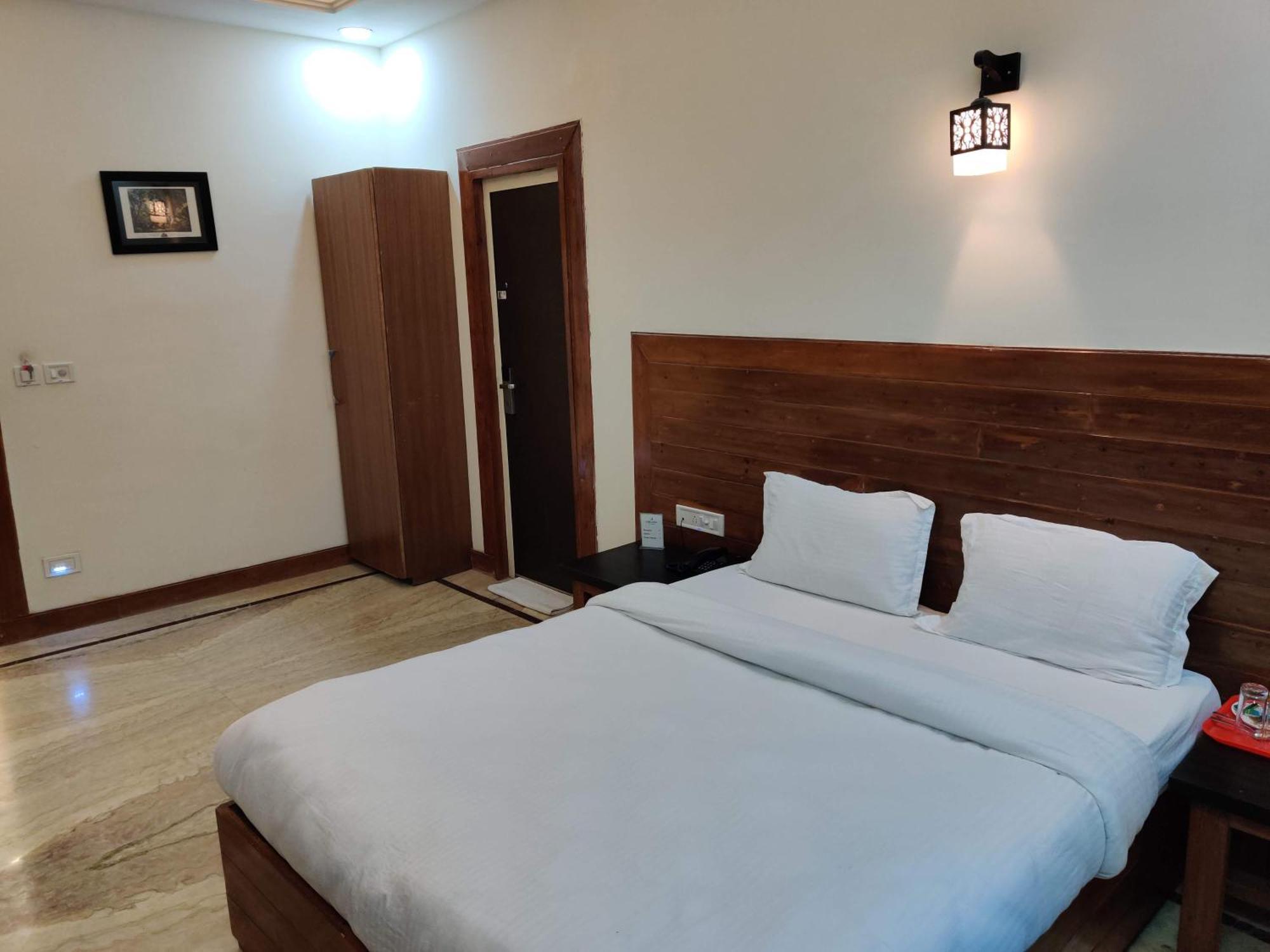 Orchha Club And Resort - Ocr מראה חיצוני תמונה