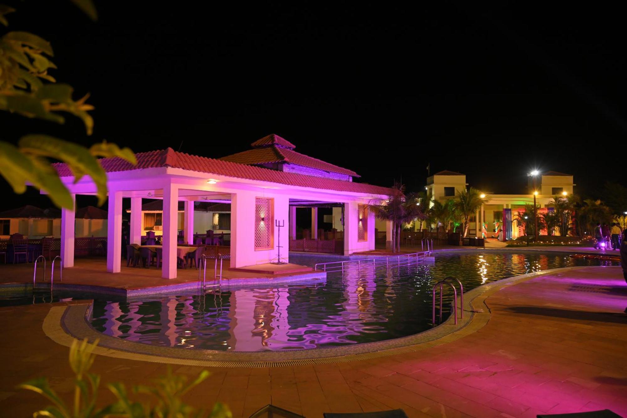 Orchha Club And Resort - Ocr מראה חיצוני תמונה