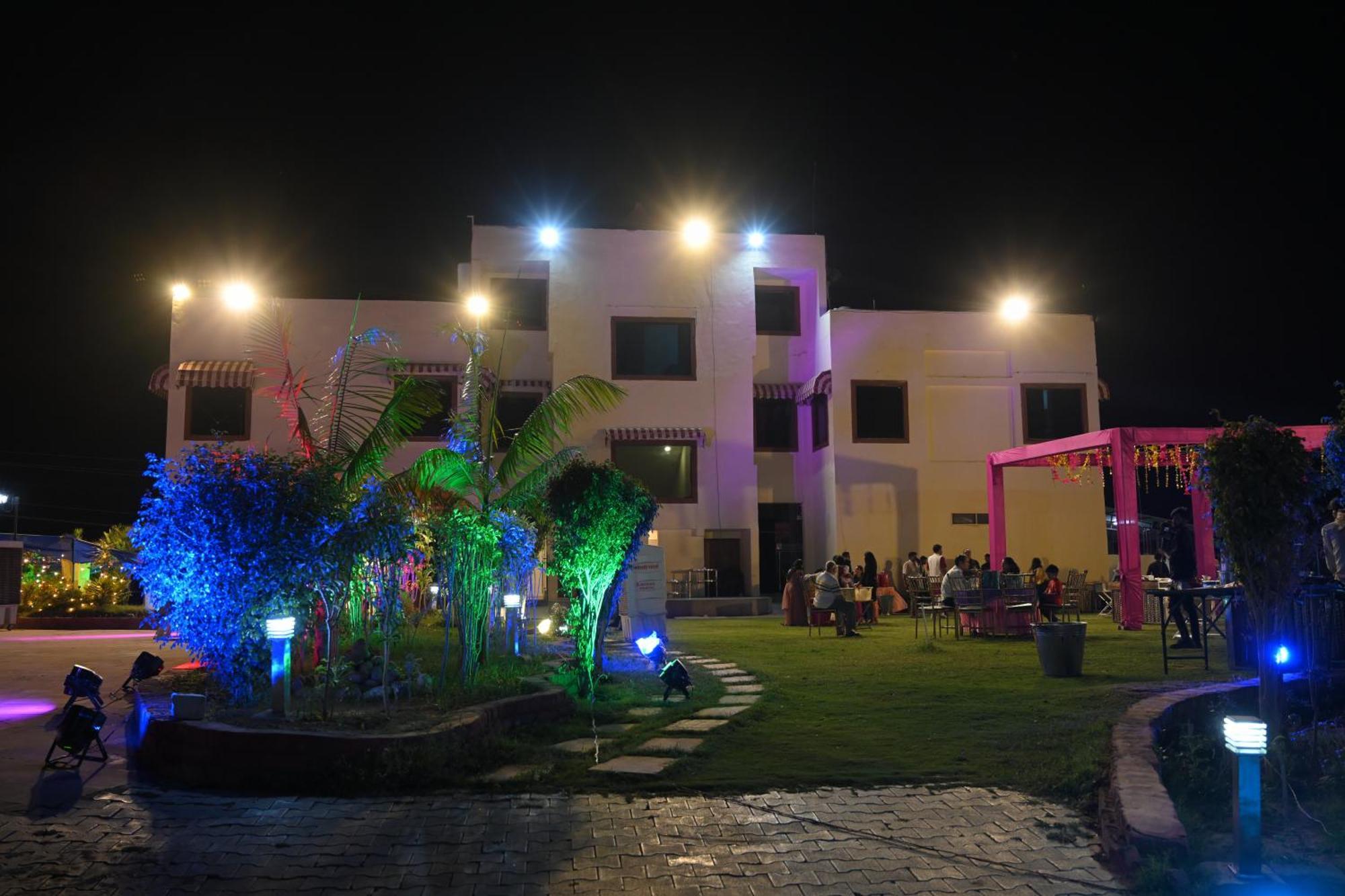 Orchha Club And Resort - Ocr מראה חיצוני תמונה