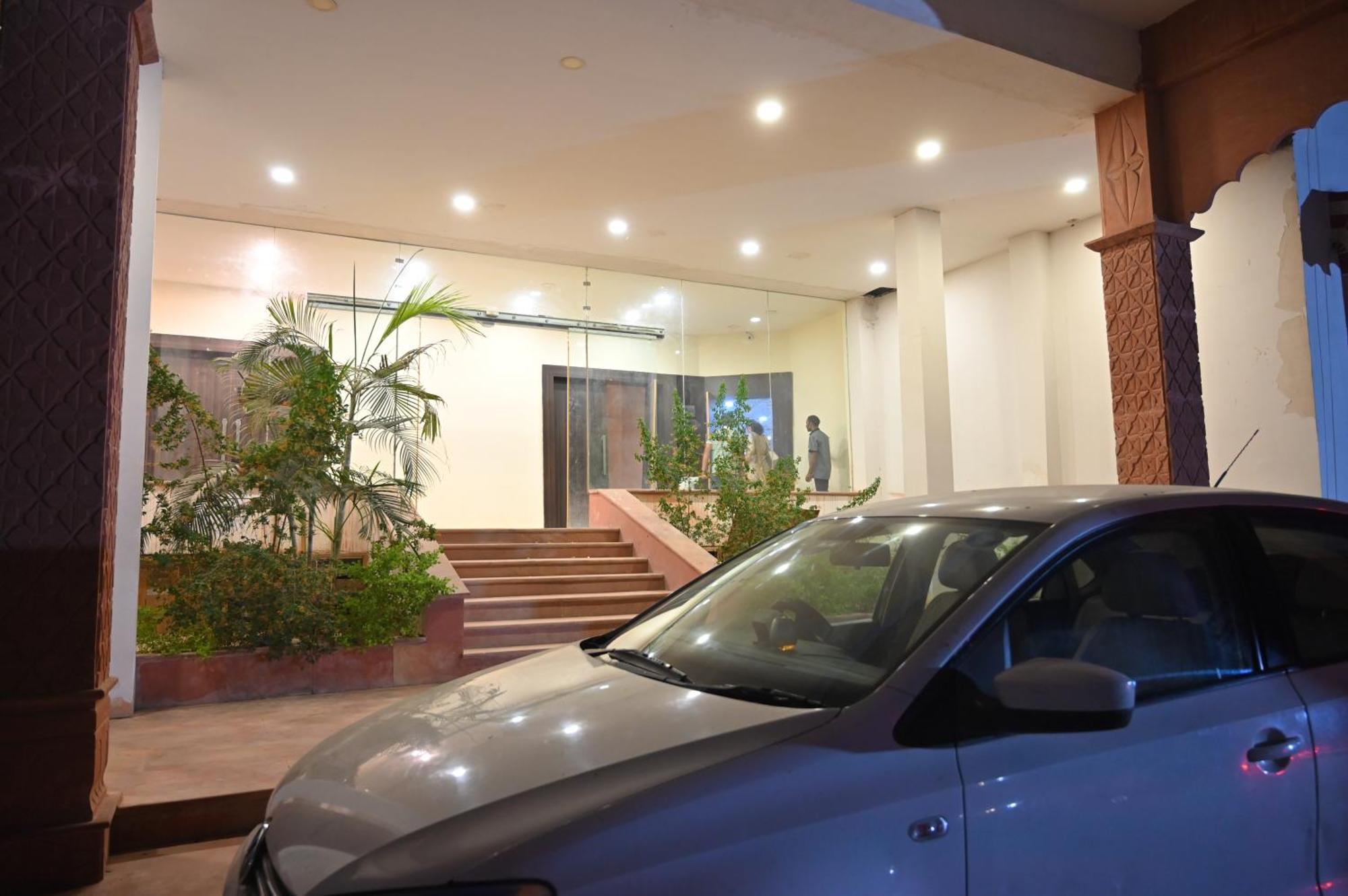 Orchha Club And Resort - Ocr מראה חיצוני תמונה